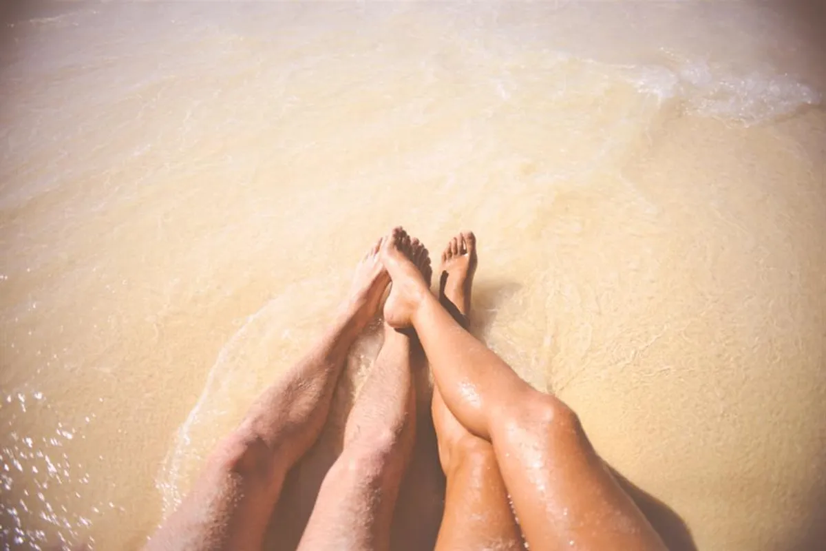 Zbogom pijesku na sandalama! Uz ovaj trik riješi se dosadnog pijeska i bezbrižno uživaj u suncu