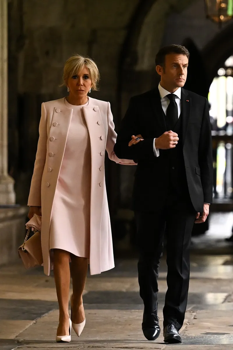 Francuski predsjednik Macron sa suprugom 