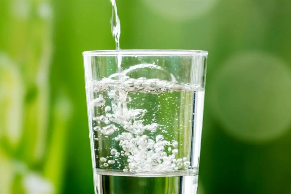 Škodi li ti mineralna voda?