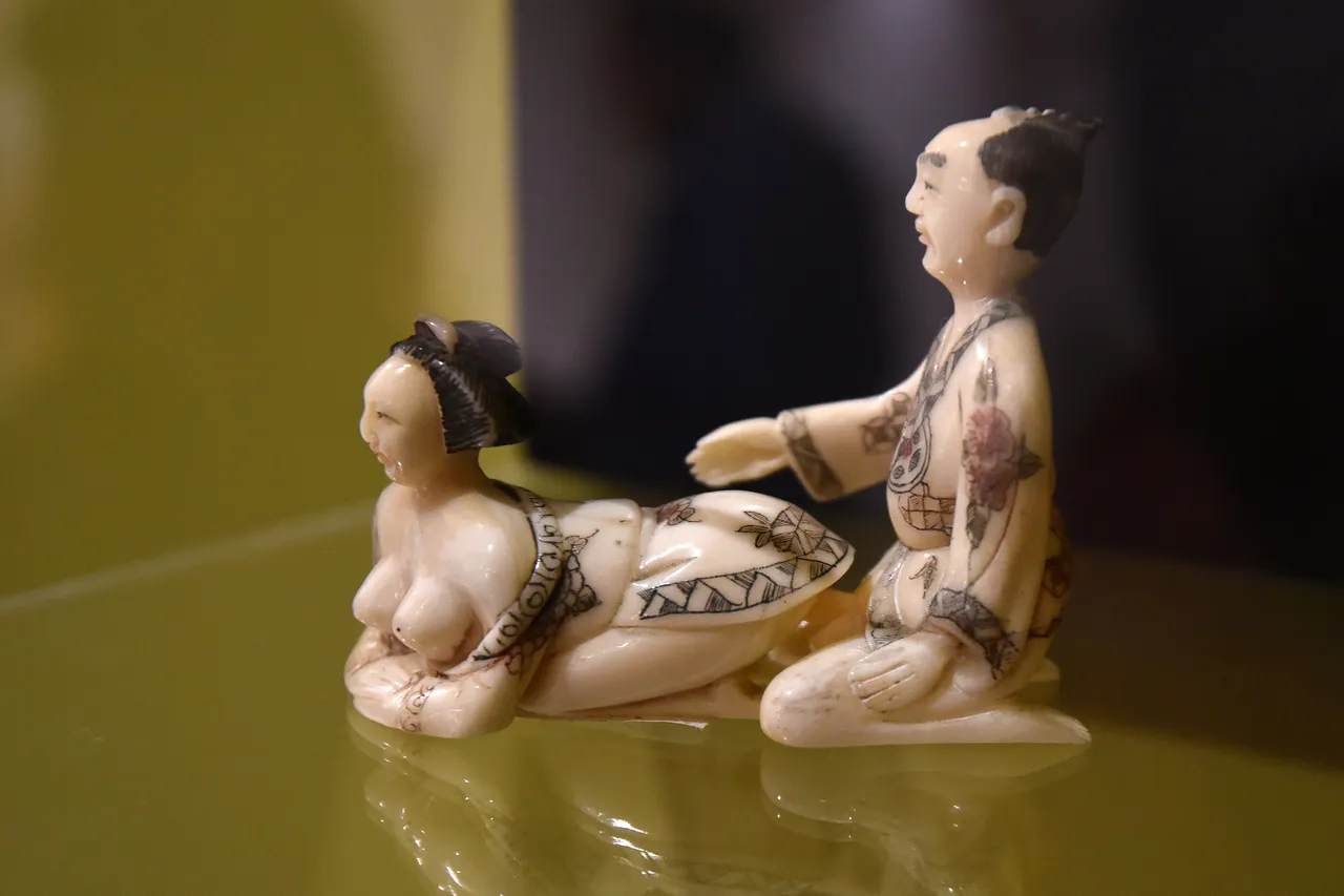 Otvorena velika izložba o seksualnosti Istre kroz stoljeća pod nazivom Gajba i tić