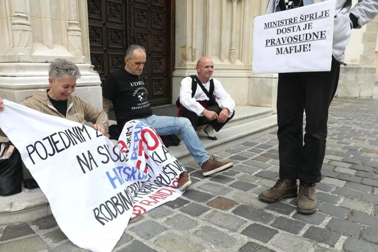 Udruga za pomoć žrtvama pravosuđa nastavlja zajednički štrajk glađu