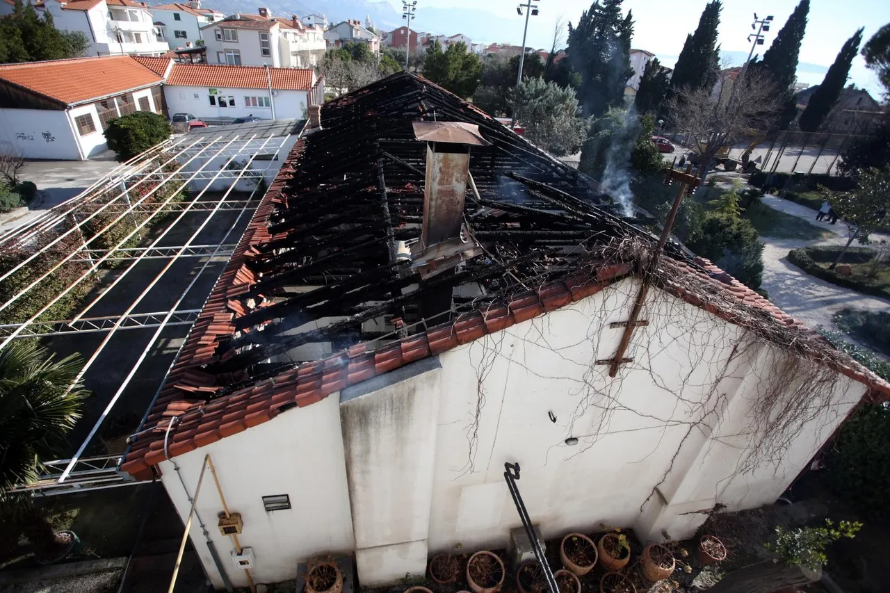 Požar u srednjoj školi u Kaštel Štafiliću