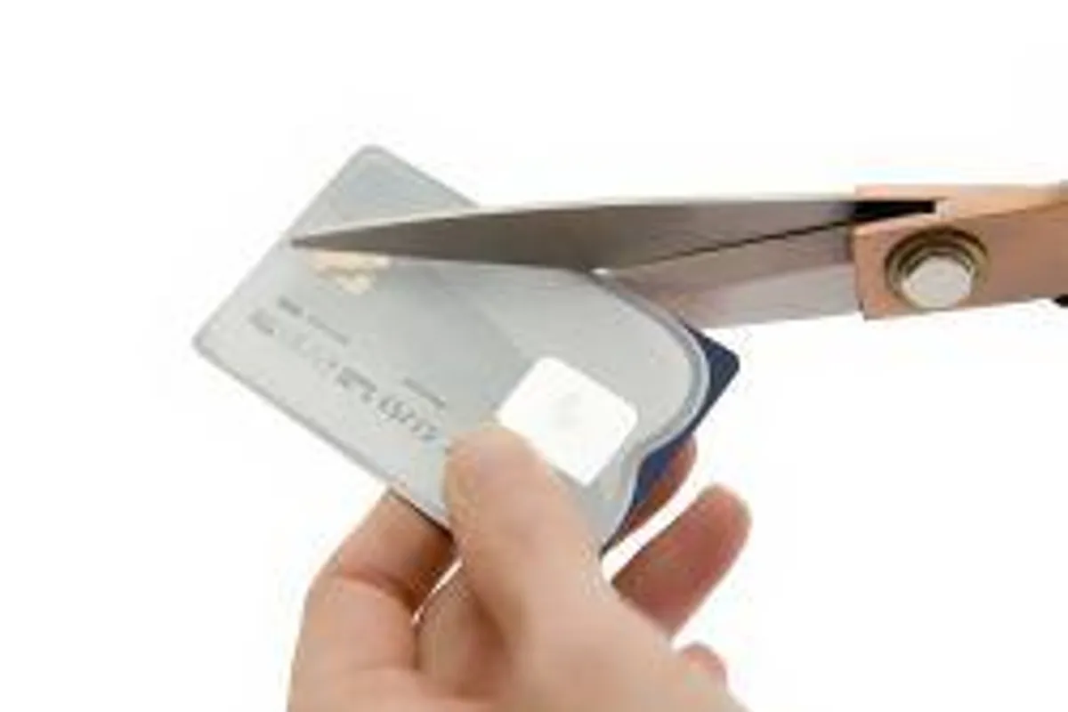 Riješite se dugova po kreditnim karticama