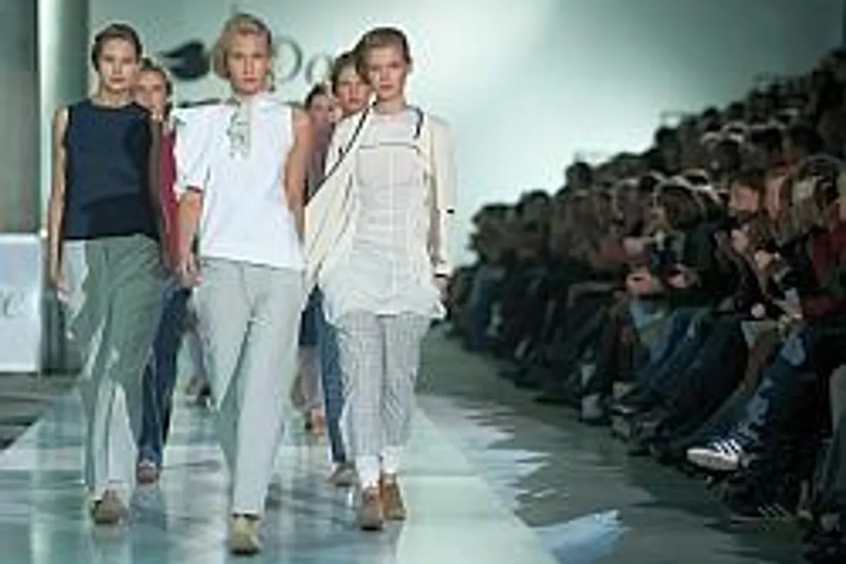 Dove Fashion.hr: dizajneri predstavili trendove  za sezonu proljeće/ljeto 2011.