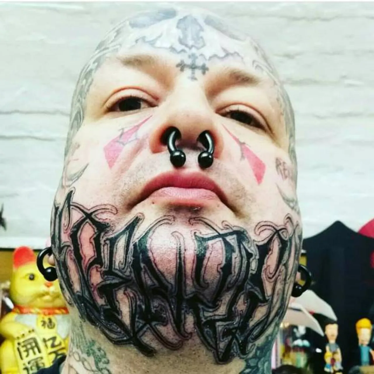 freaks_cant_stop_mutilating_themselves_640_16