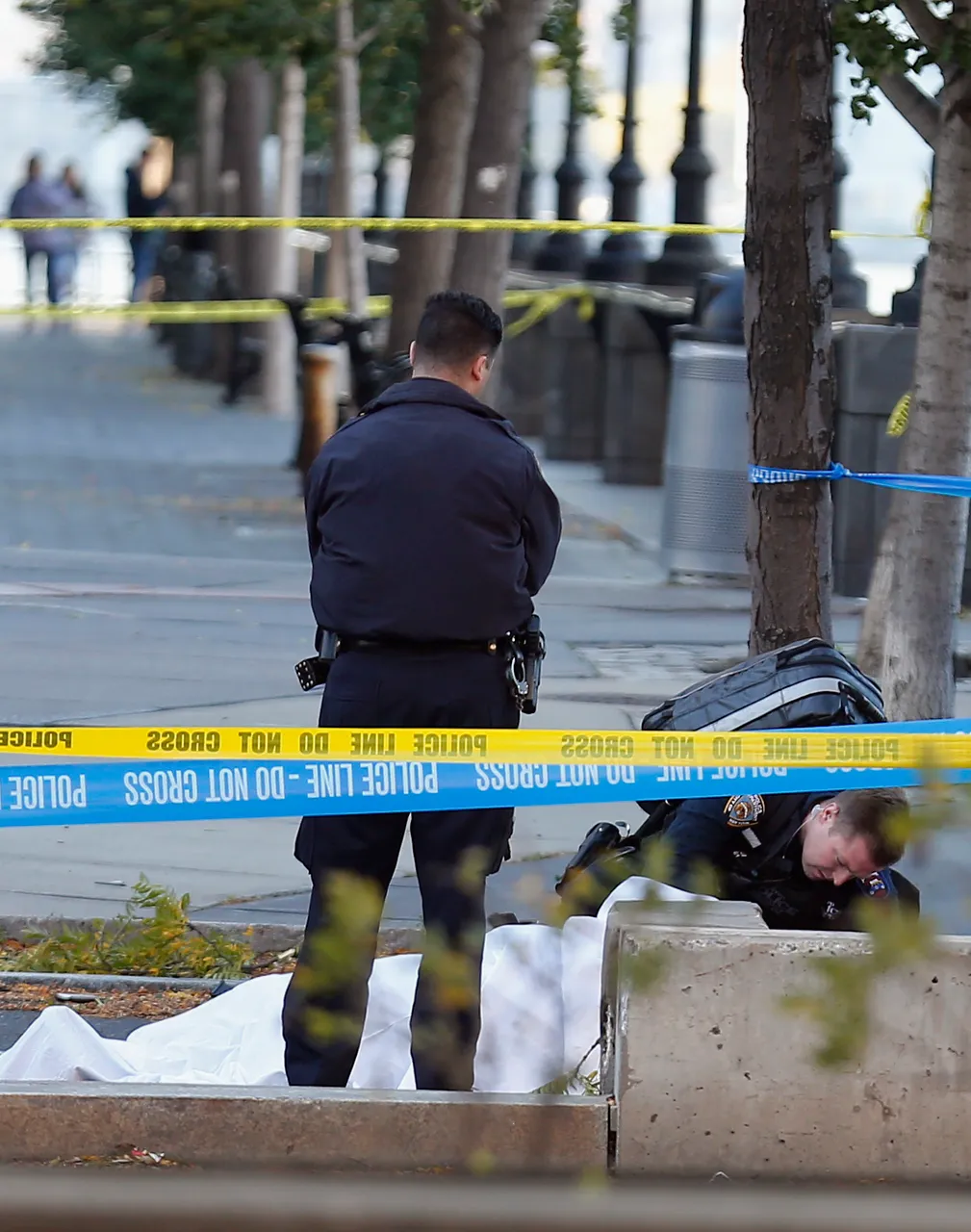 Muškarac se usred New Yorka zaletio u bicikliste te počeo pucati po ljudima: ima žrtava