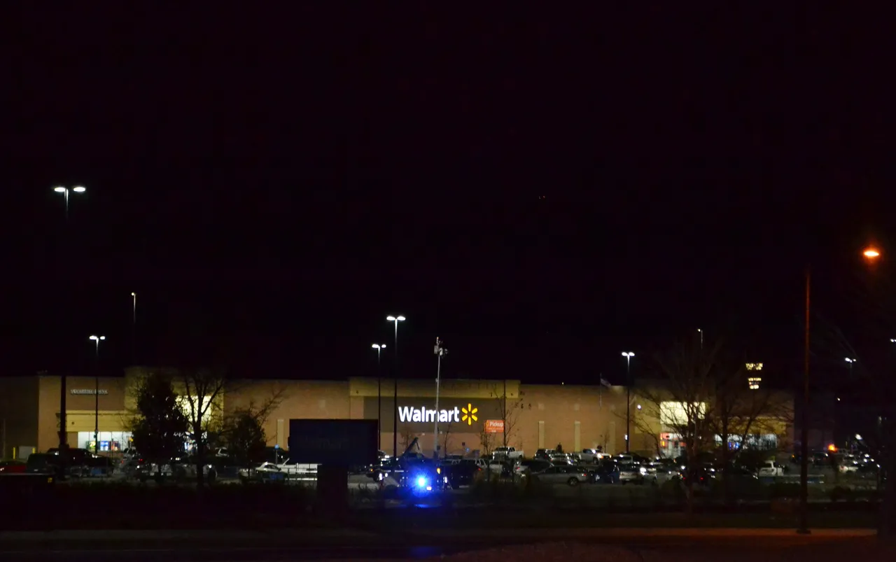 Napadač u Coloradu "nonšalantno" ušao u trgovački centar te ubio tri osobe Tagovi