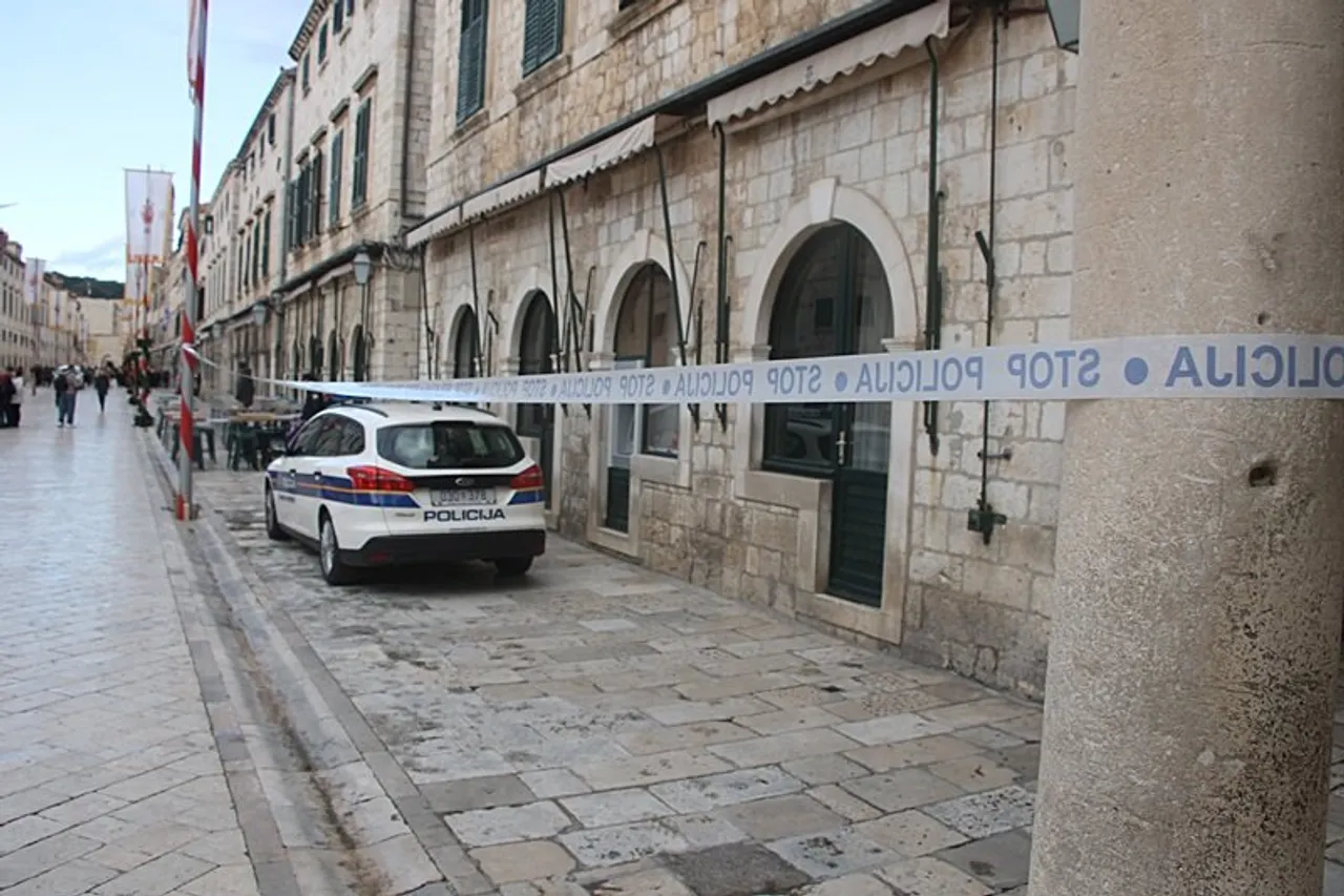 Pronađene tri mrtve osobe u stanu u centru Dubrovnika