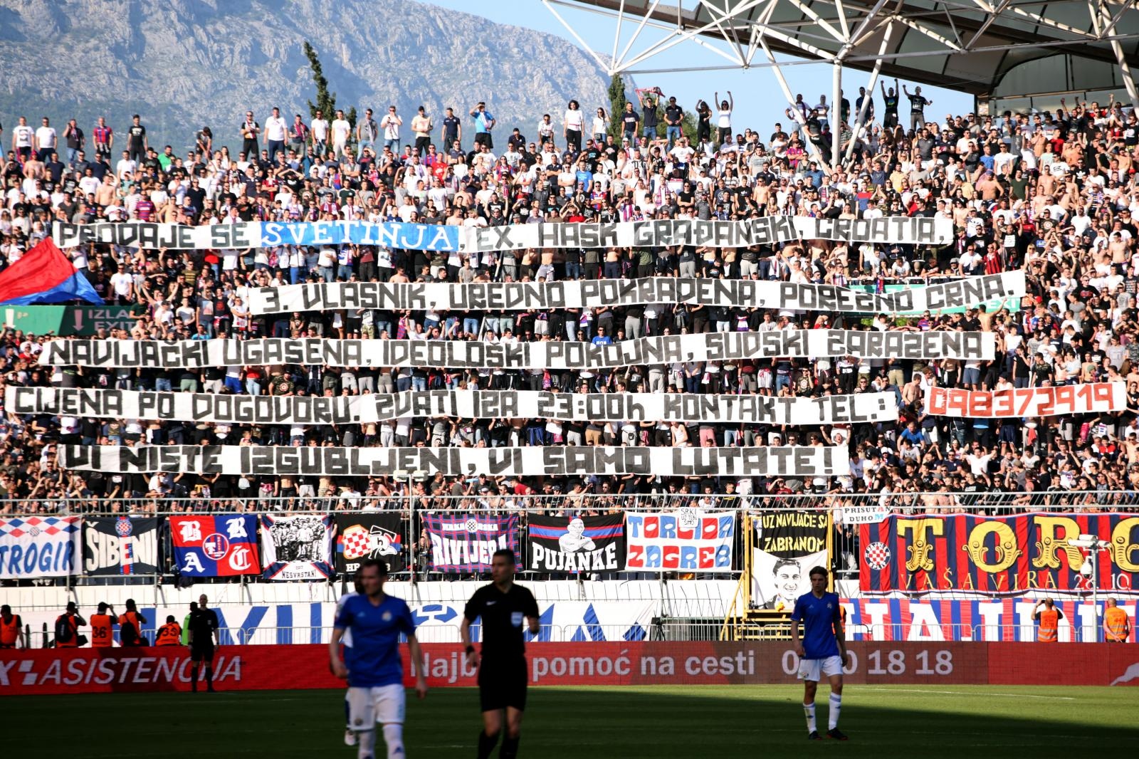 TORCIDA SE NARUGALA DINAMU I TOMISLAVU SVETINI ČIJI BROJ JE OBJAVILA:  'Prodaje se svetinja, uredno pokradena, zvati iza 23 sata'