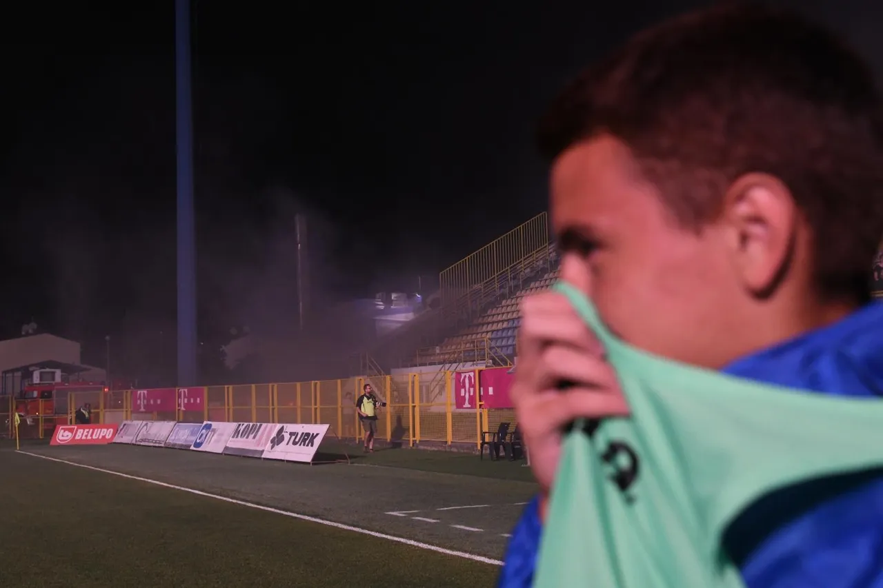 Na stadionu u Zaprešiću eksplodirao reflektor, a potom je izbio i požar