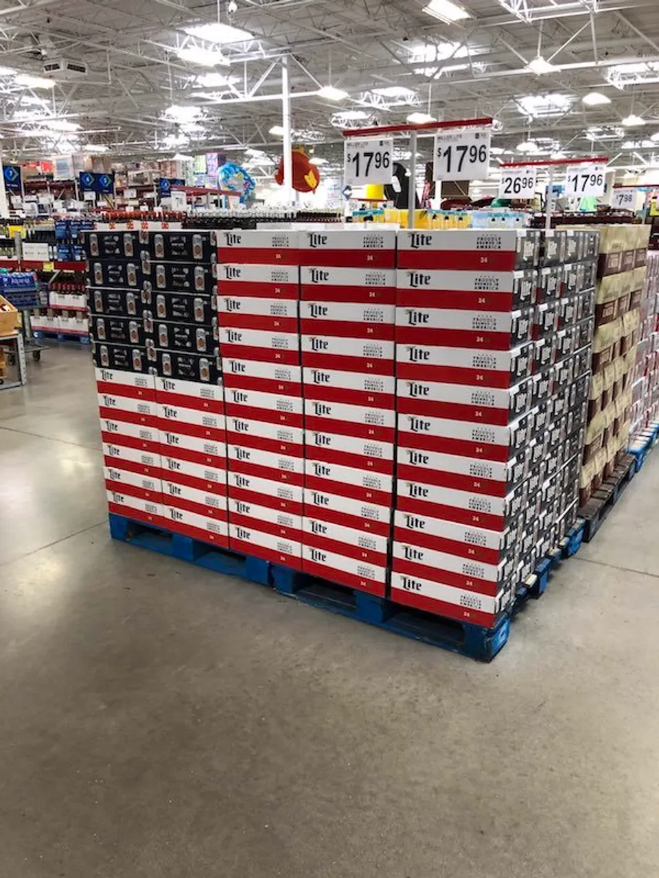 the-crazy-sht-you-see-in-merica-32-photos-12