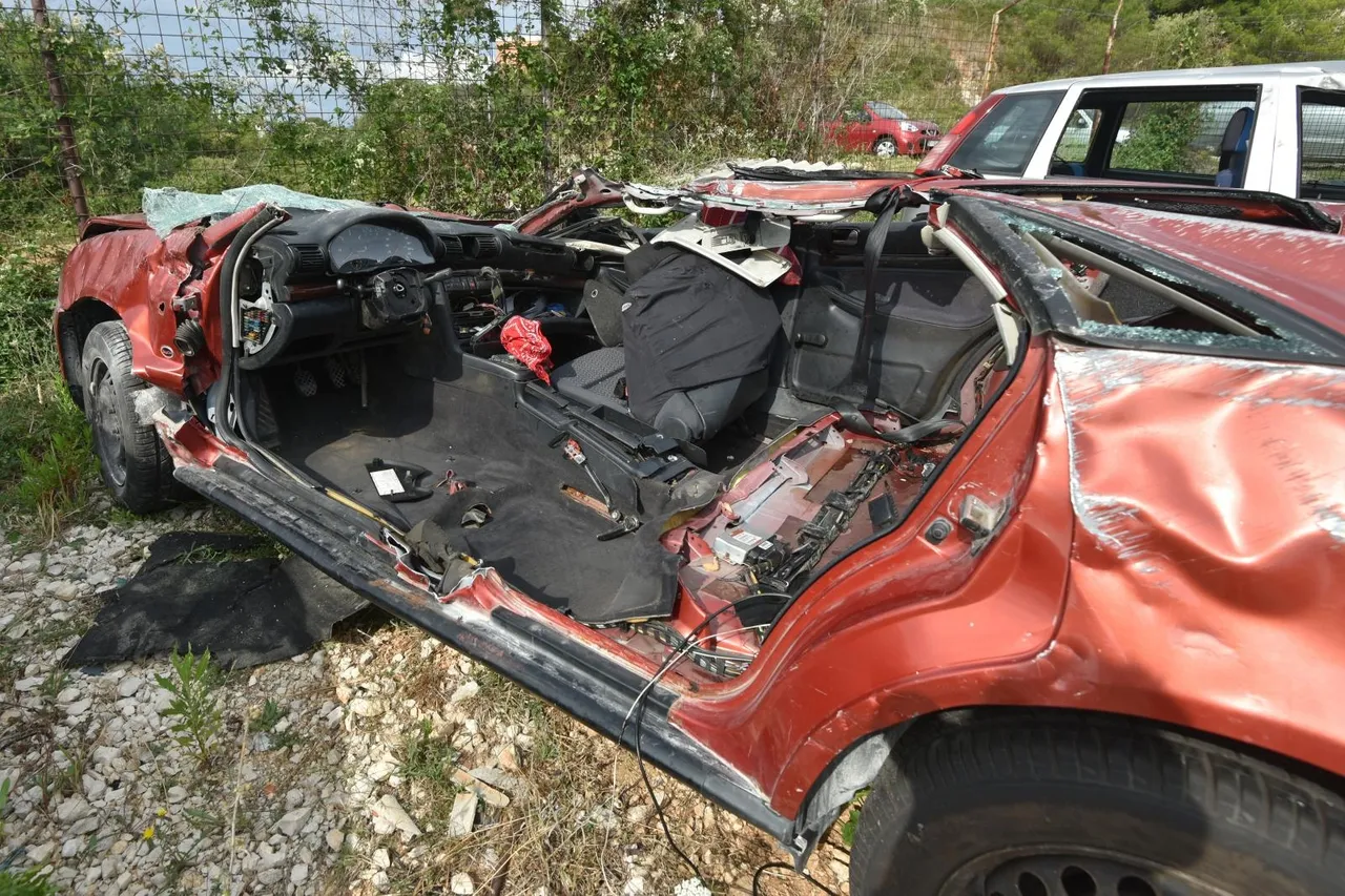 Oprez, uznemirujuće fotografije! Jezivi prizori automobila u kojem su poginule dvije djevojčice