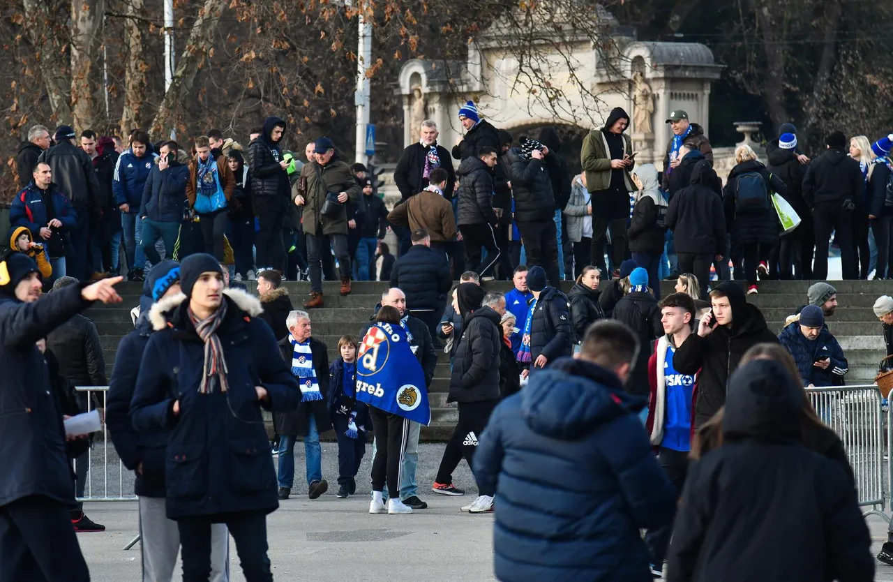 navijači dinama prije derbija