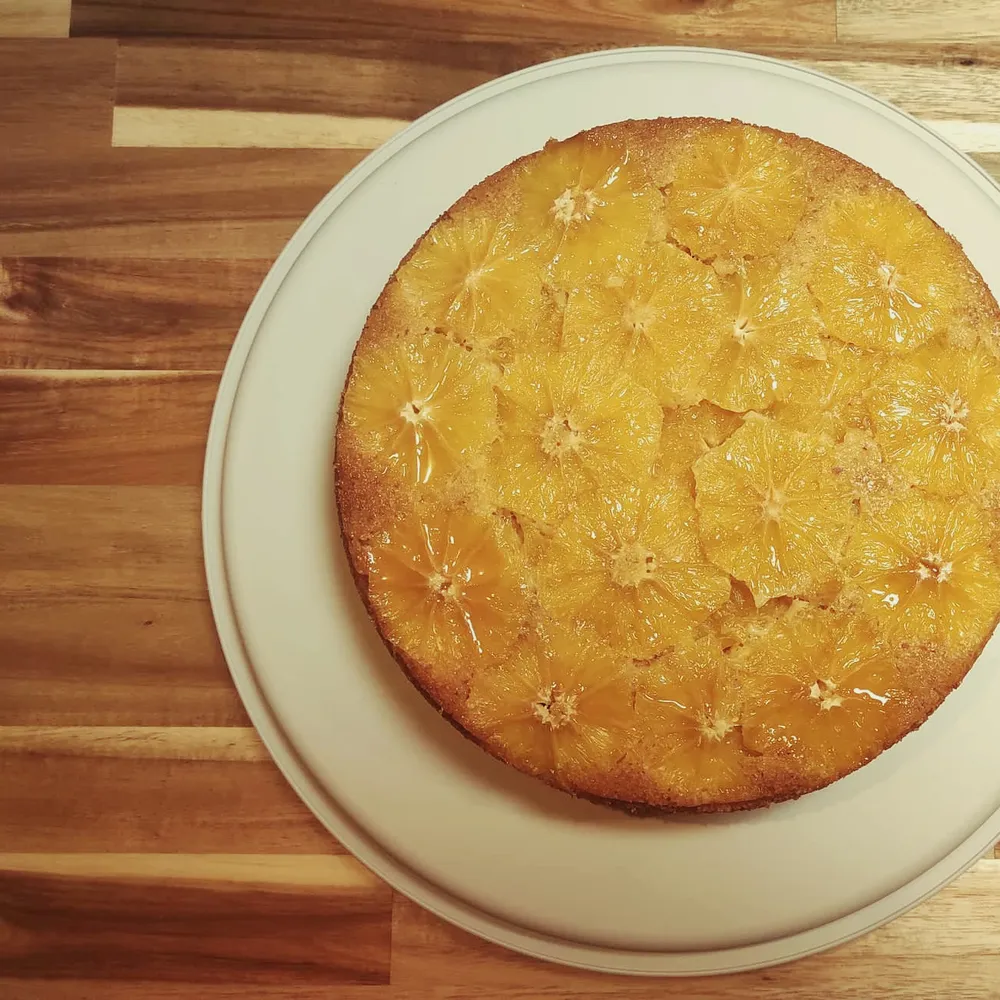 'Kraljica zime': Sočni kolač od palente i naranče
