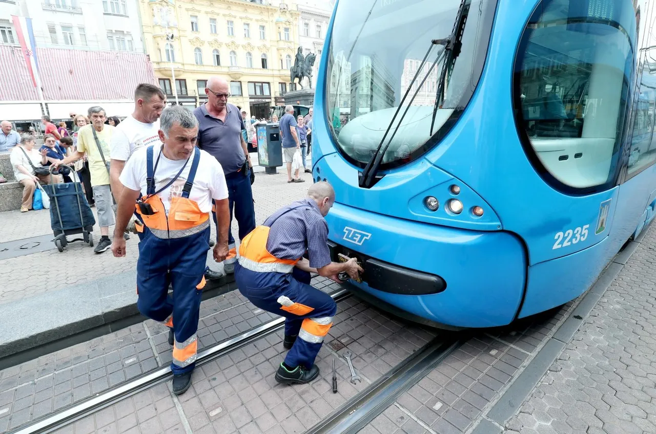Zbog kvara tramvaja na Trgu bana Jelačića nastale gužve