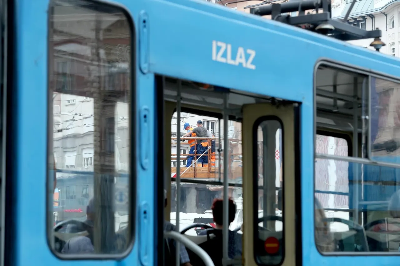 Zbog kvara tramvaja na Trgu bana Jelačića nastale gužve