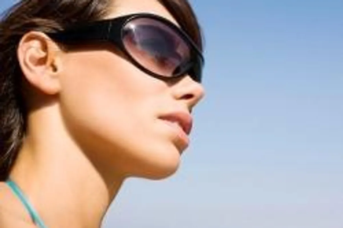Spriječite oštećenja očiju kvalitetnim sunčanim naočalama