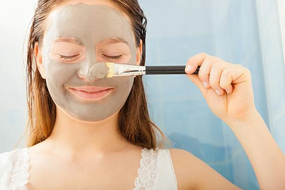 Maske od gline - zašto su korisne i kako ih koristiti?