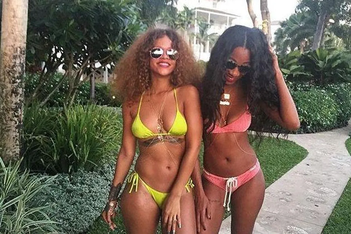 Rihanna uživa na Barbadosu