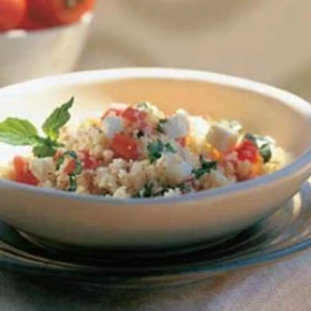 Couscous salata sa mozzarellom i rajčicama