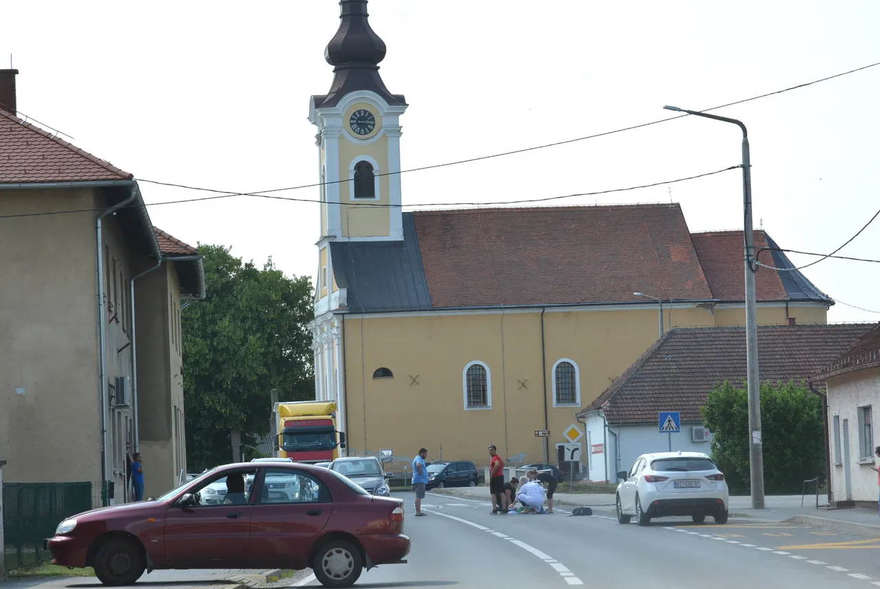 Uznemirujuće fotografije: Mercedesom na pješačkom prijelazu naletio na dječaka