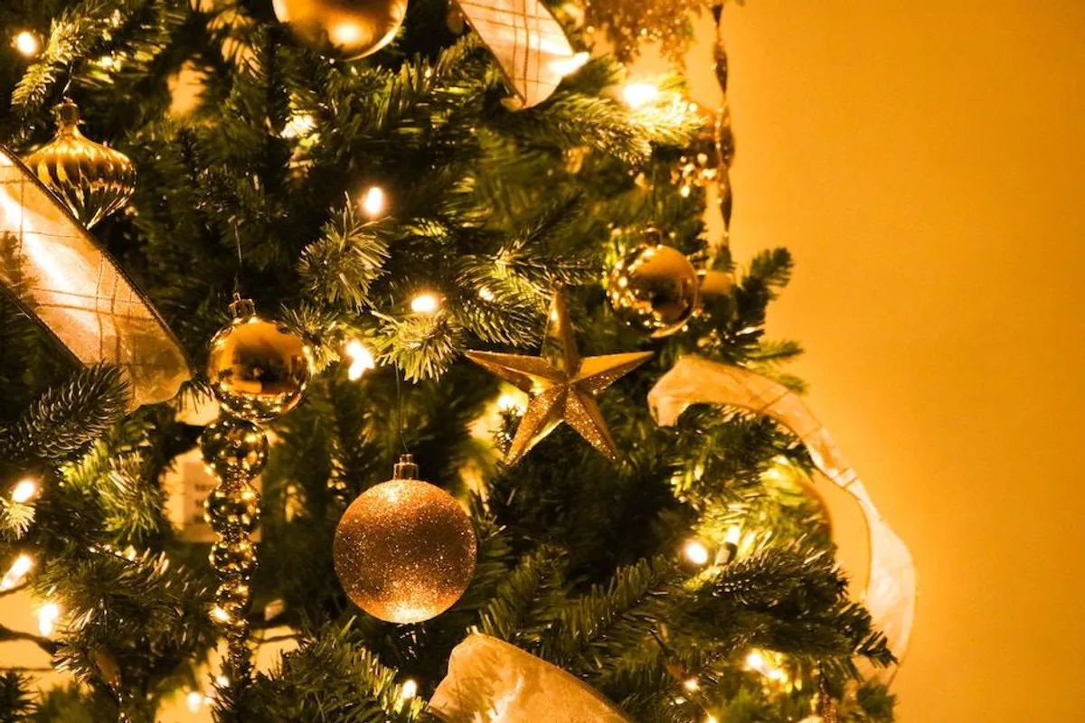 Dekor ideje: Inspirativne ideje za kićenje božićnog drvca