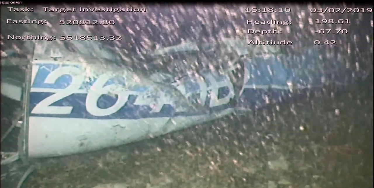 Velika spasilačka akcija: Pogledajte kako je izgledalo izvlačenje tijela Emiliana Sale iz potonulog aviona