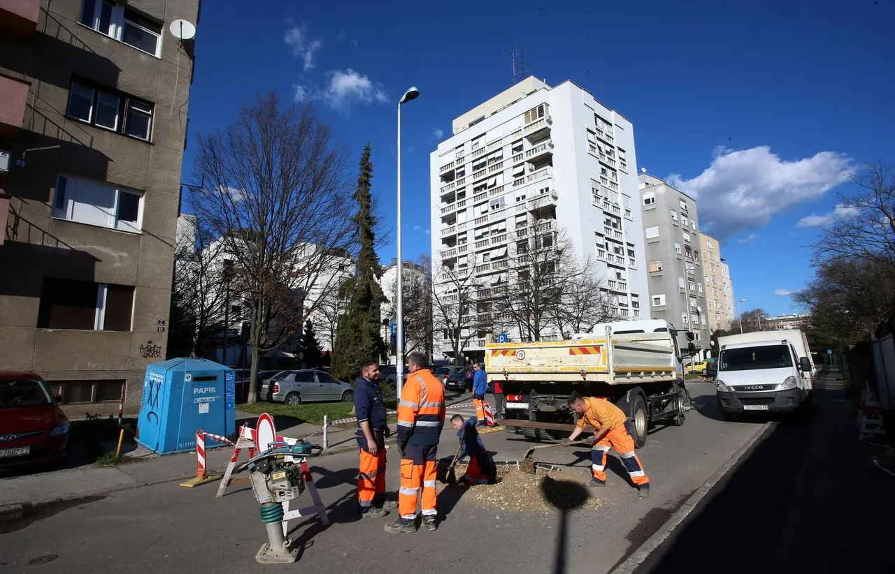 Puknuće cijevi