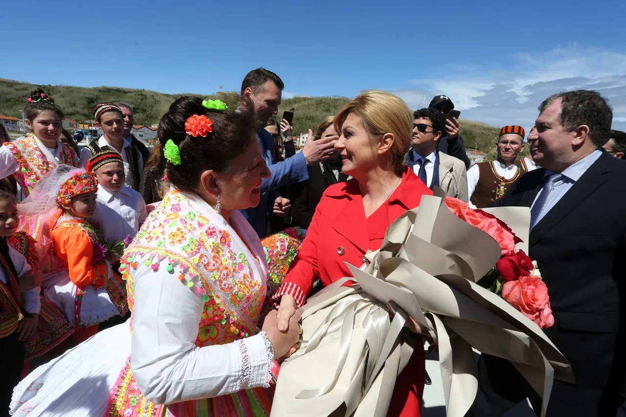 Predsjednica i Jakov na turneji: Danas su u obilasku otoka Lošinj, Susak, Vele Srakane i Unija