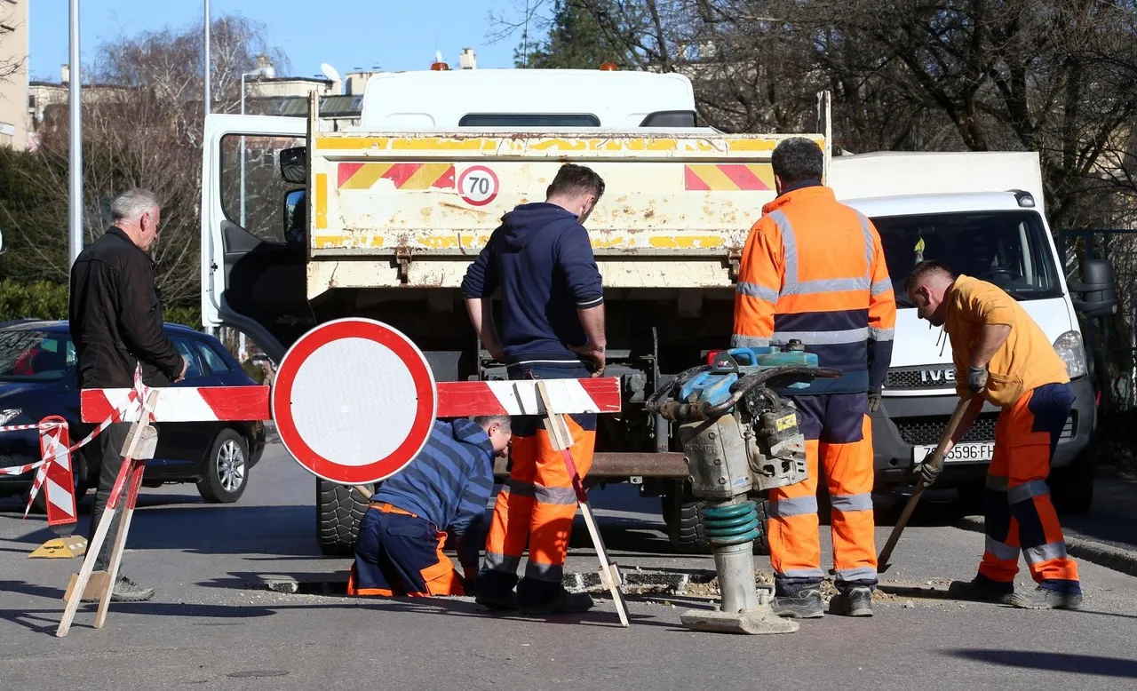 Puknuće cijevi