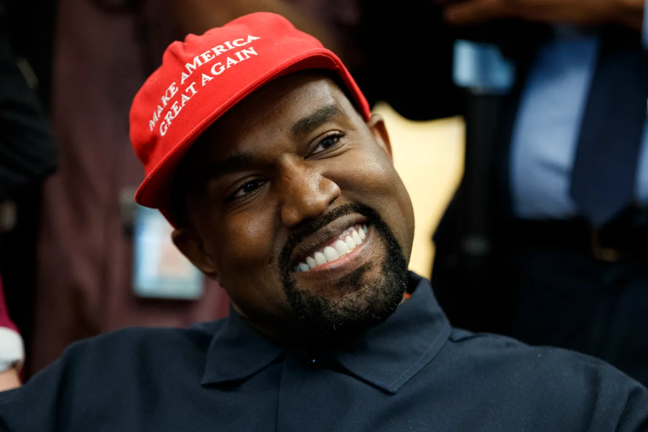 Donald Trump ugostio je poznatog repera Kanyea Westa u Bijeloj kući