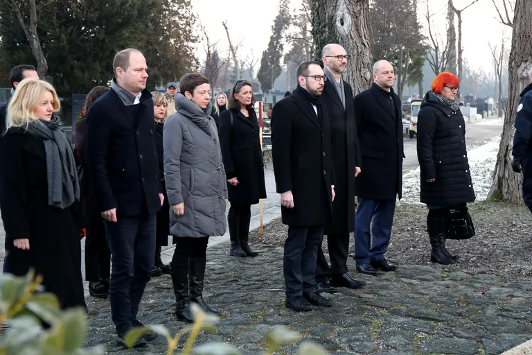 Izaslanstvo Grada Zagreba položilo je vijence povodom Međunarodnog dana sjećanja na žrtve holokausta