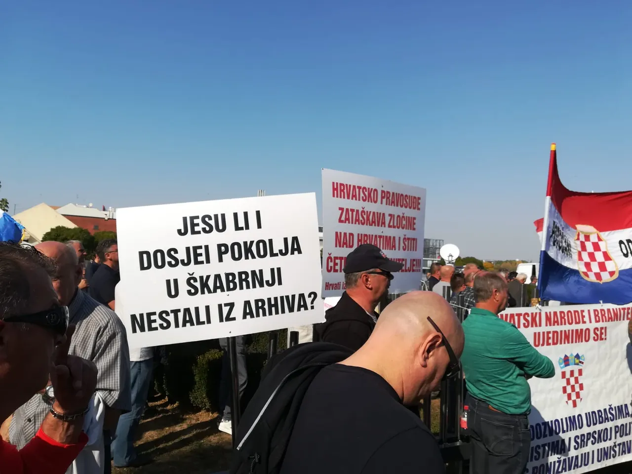 Na mirnom prosvjedu se okupilo od 8 do 10 tisuća ljudi