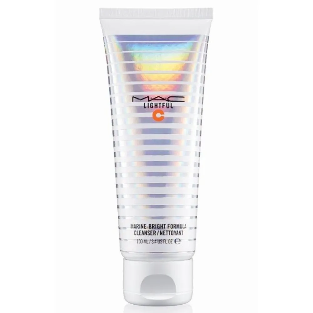 M.A.C. Lightful C Marine-Bright Cleanser