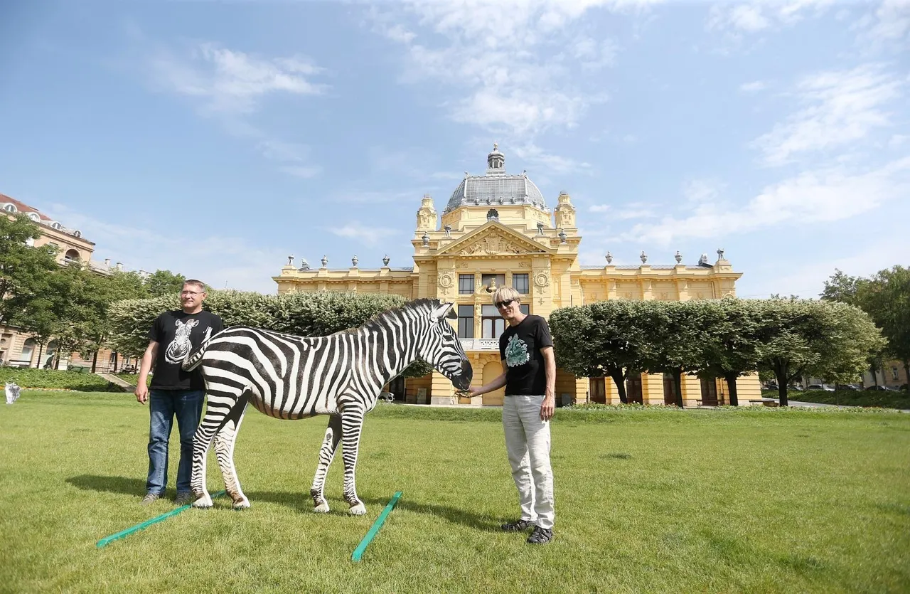 Za 93. rođendan ZOO-a na Tomislavovom trgu postavljene fotografske statue životinja