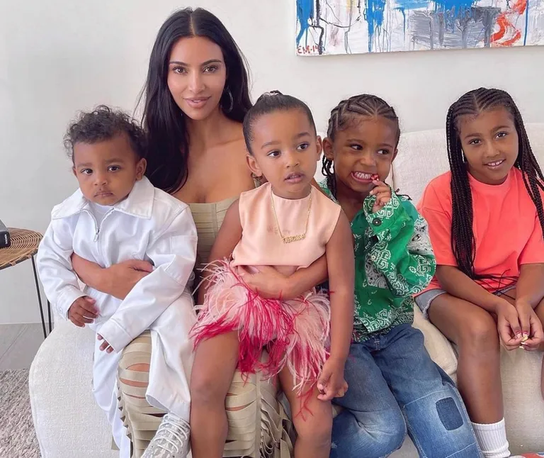Kim Kardashian i djeca