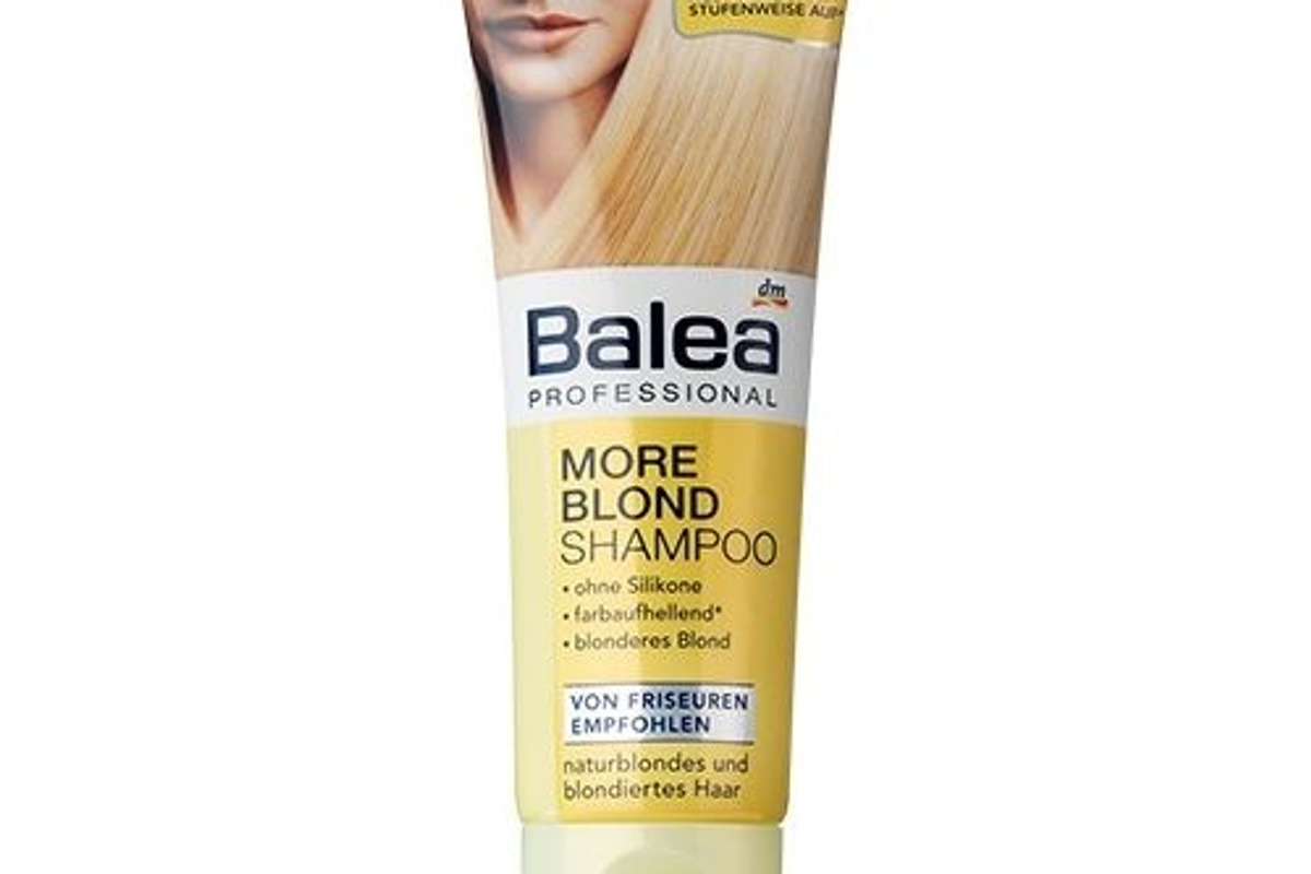 Шампунь для блондинок. Шампунь Balea профессиональная для окрашенных волос. Balea осветляющий спрей. Балеа оттеночный шампунь. Шампунь для осветленных профессиональная.