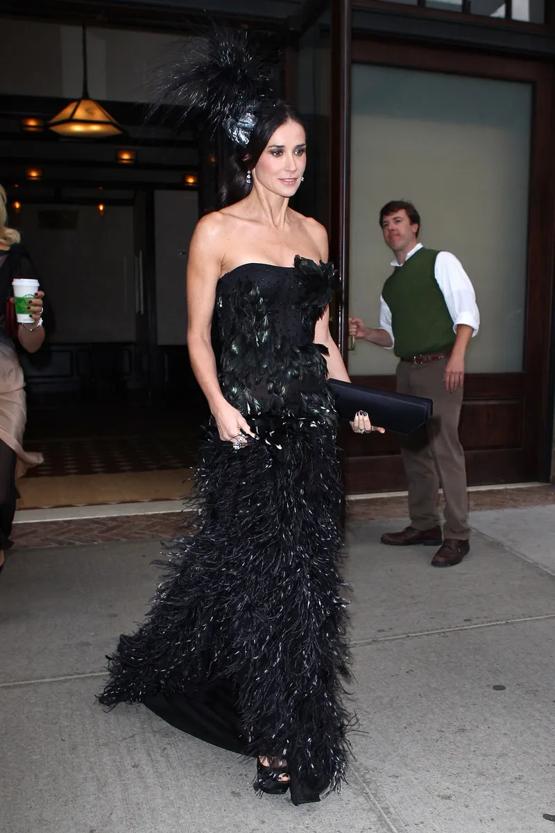 Demi Moore na Met Gali, 2011. godine. 