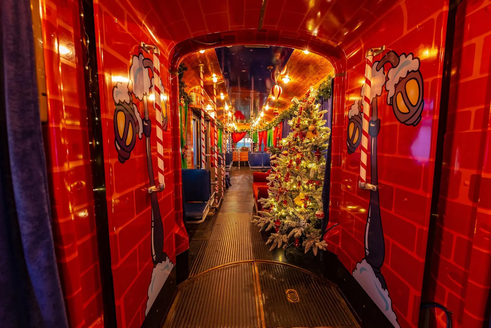 Osječki božićni tramvaj za čarobnu blagdansku vožnju