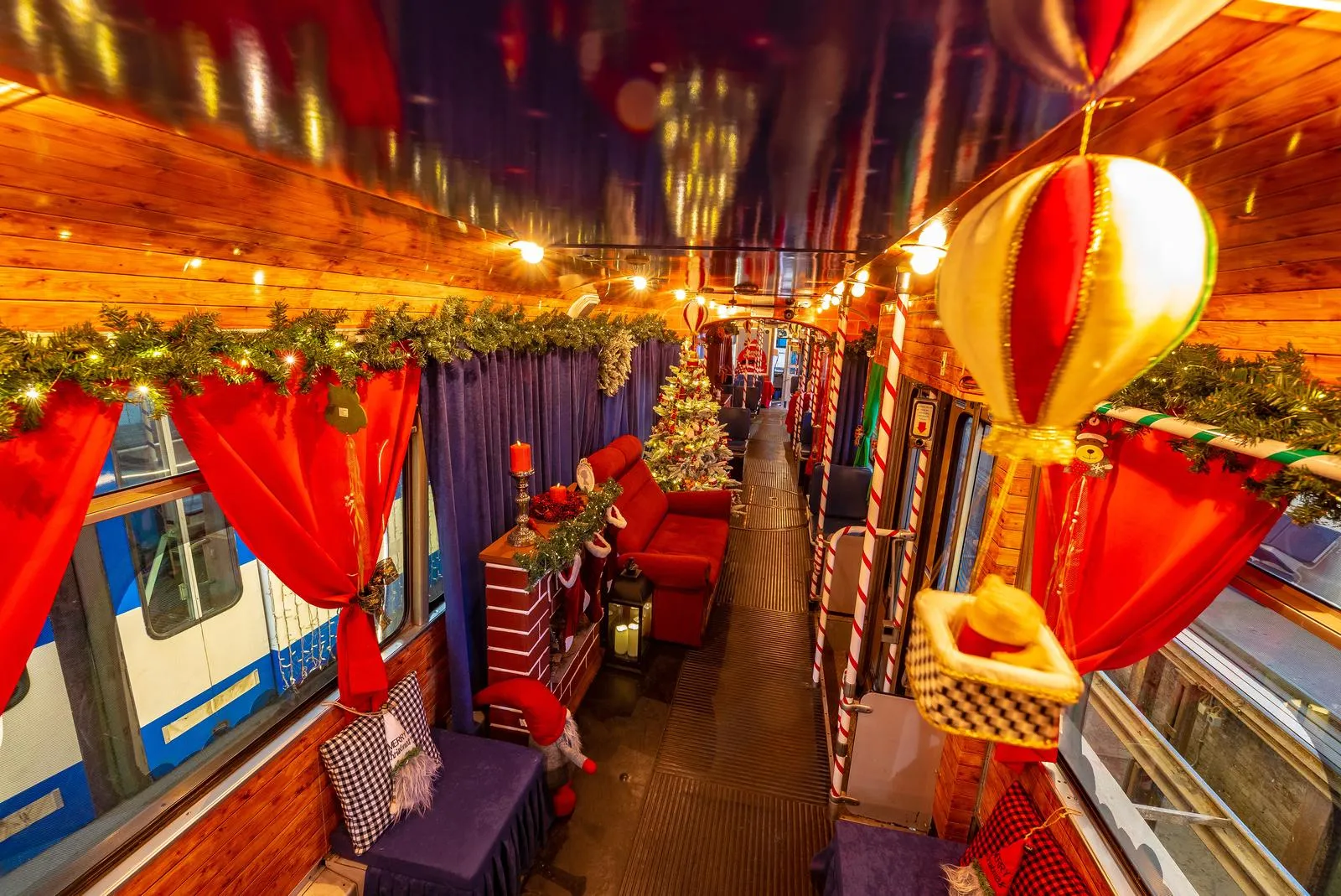  Osječki božićni tramvaj za čarobnu blagdansku vožnju