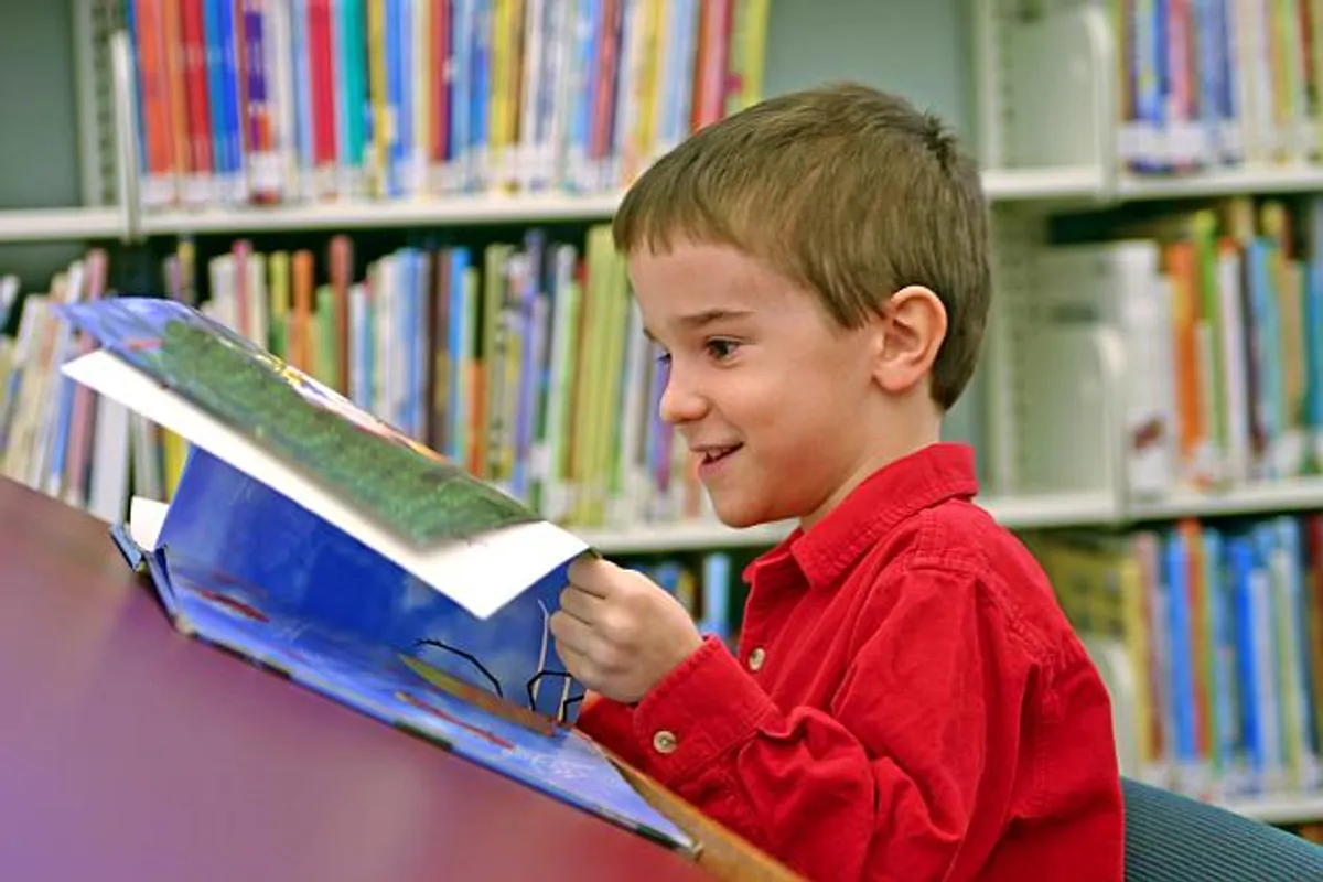 Dobrodošli u knjižnicu: otvorite djetetu prozor u svijet knjige, učenja i zabave