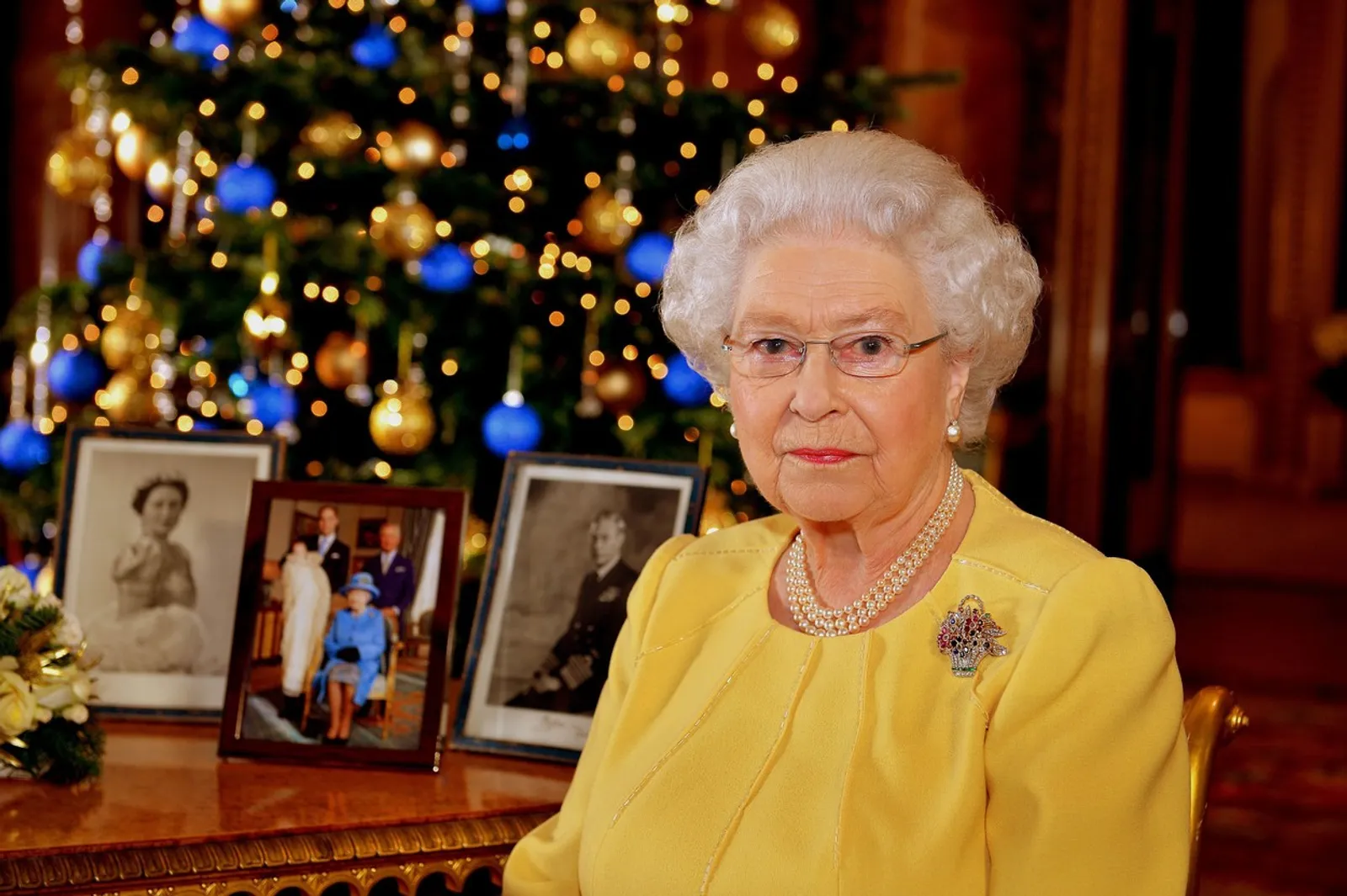Kraljica Elizabeta II. svake godine svojim građanima prikladno uputi božićnu čestitku