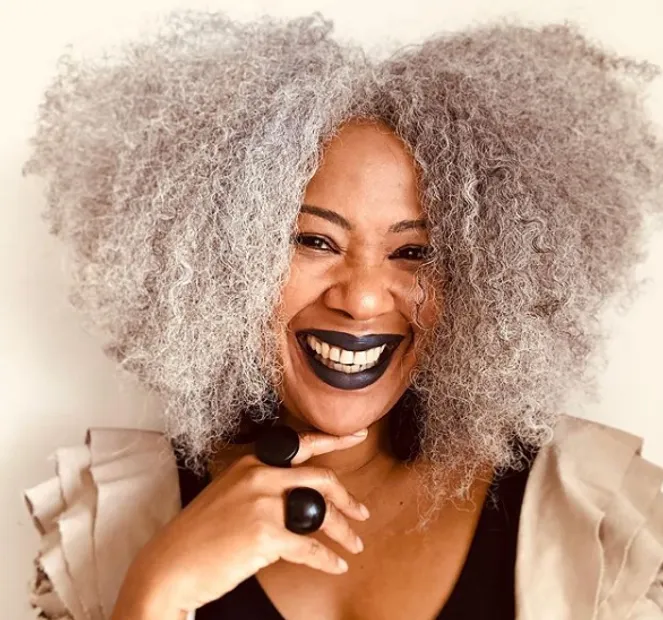 Pokret #grayhairdontcare sve više uzima maha na društvenim mrežama