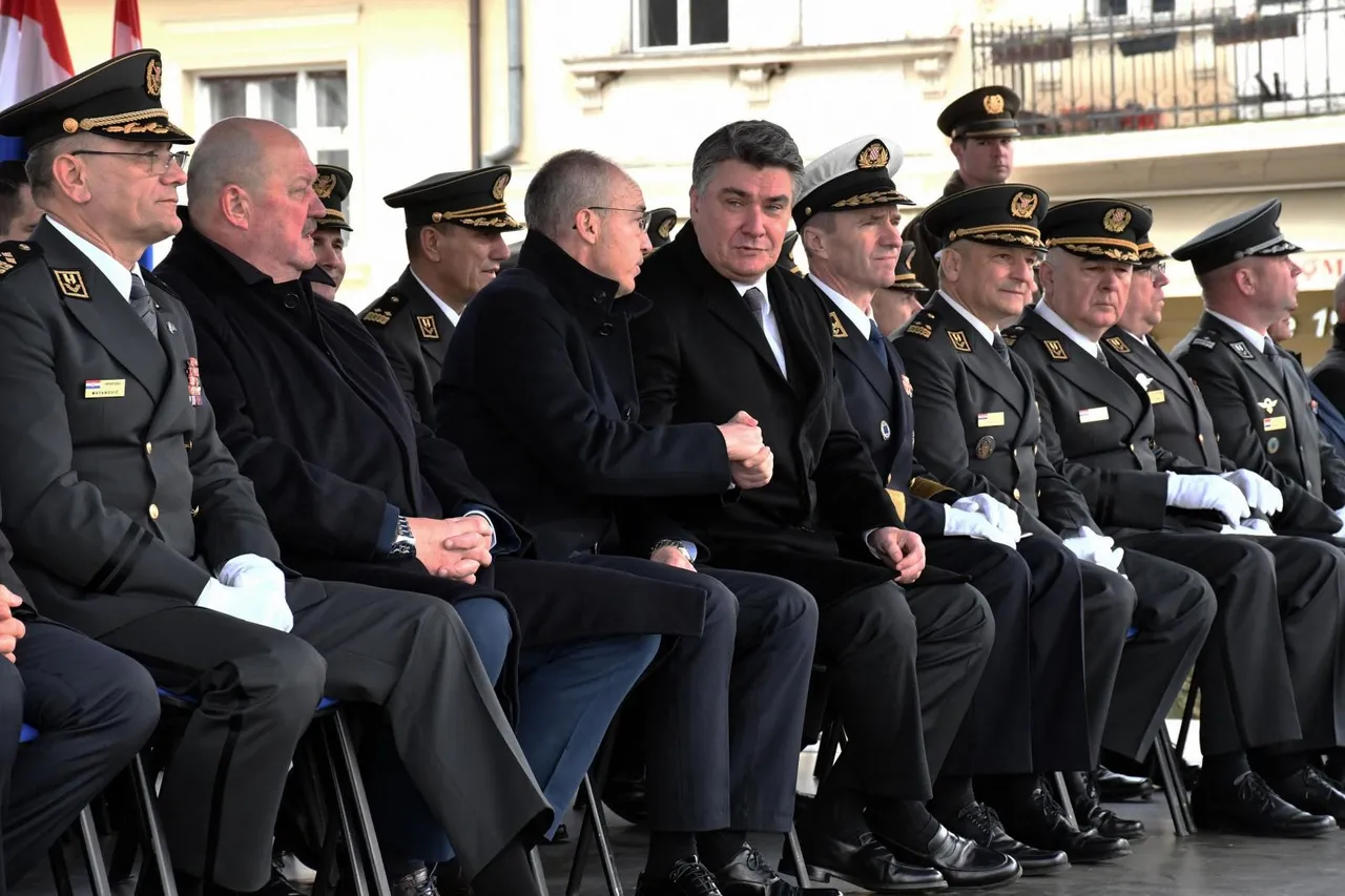 Današnja je prisega prva nakon 28 godina koja je održana na požeškom gradskom trgu.
