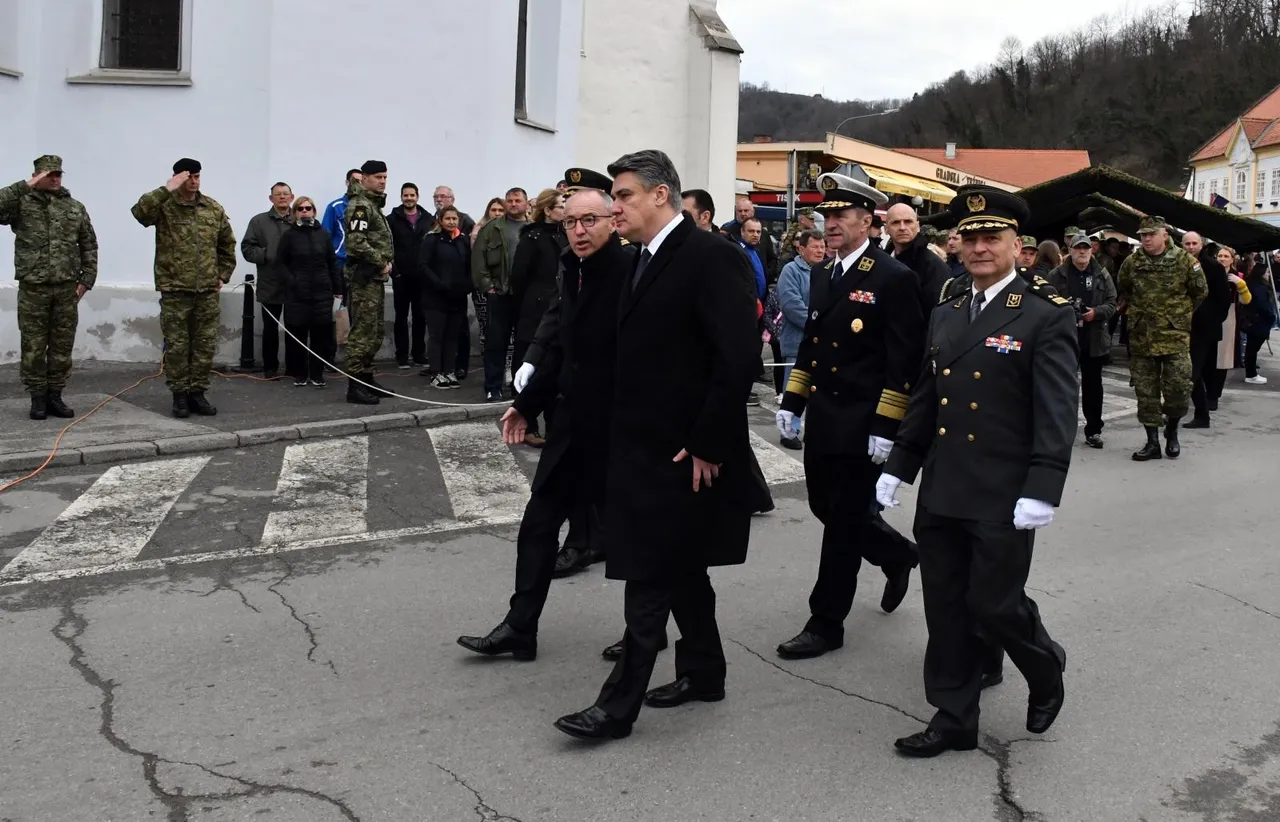 Današnja je prisega prva nakon 28 godina koja je održana na požeškom gradskom trgu.