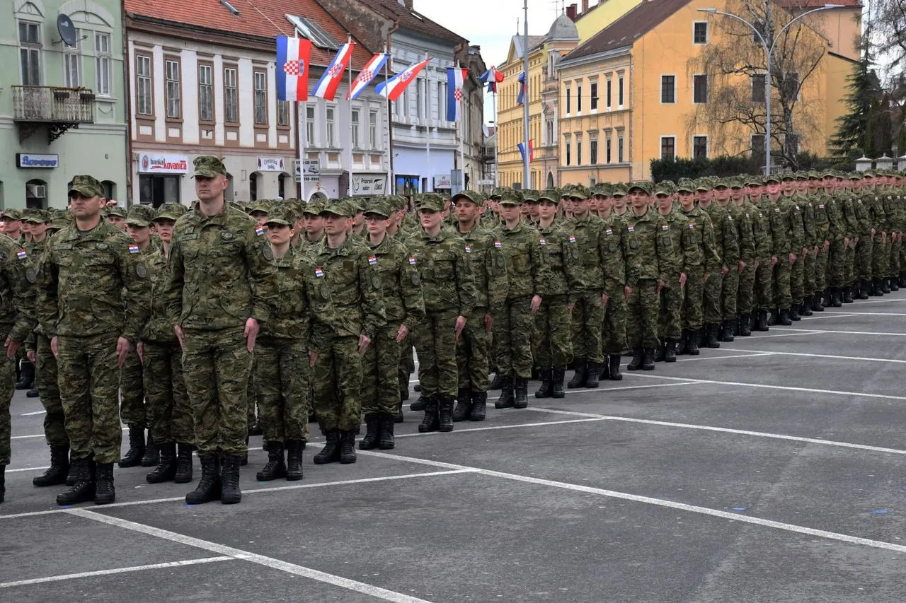 Današnja je prisega prva nakon 28 godina koja je održana na požeškom gradskom trgu.