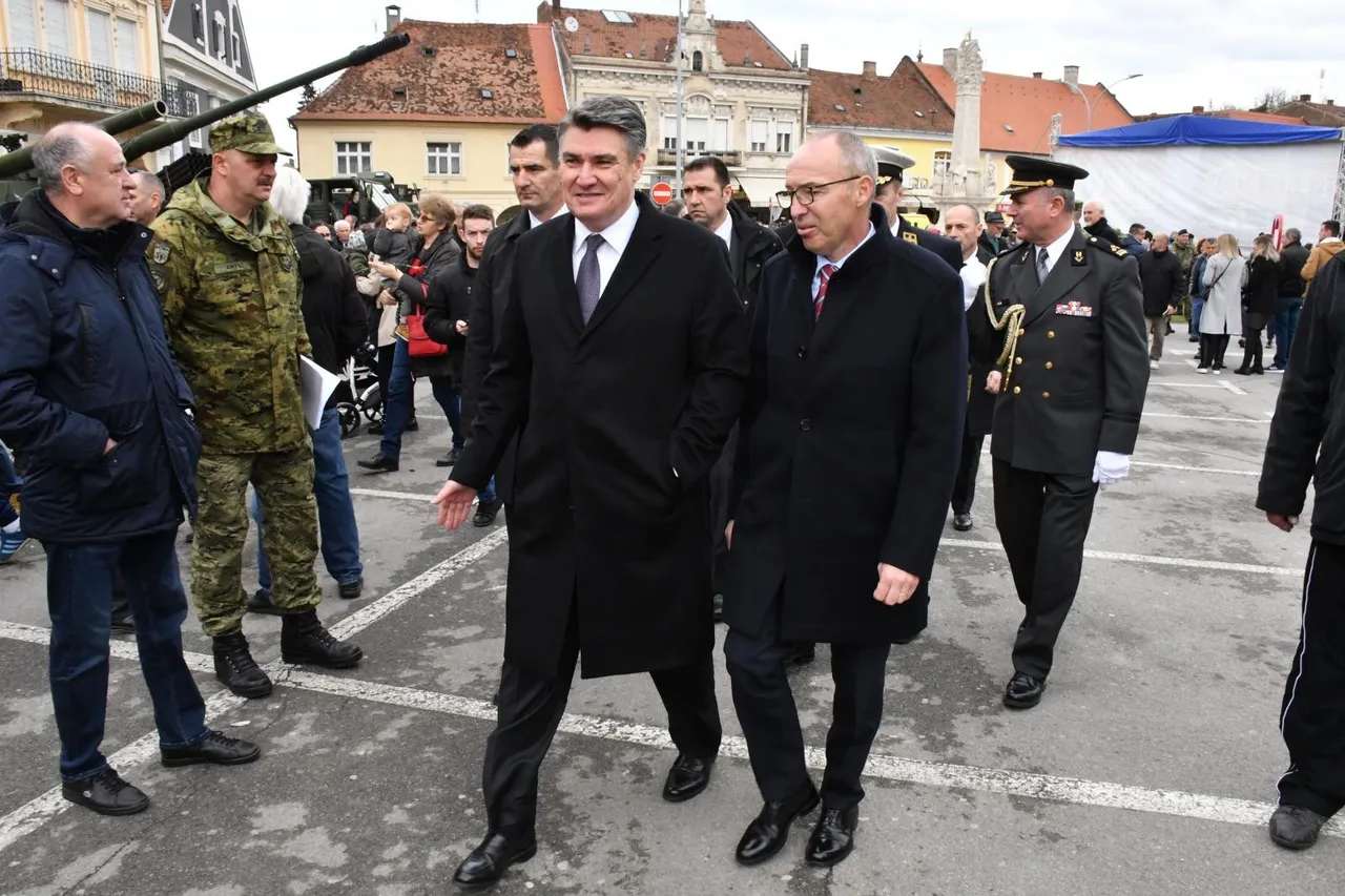 Današnja je prisega prva nakon 28 godina koja je održana na požeškom gradskom trgu.