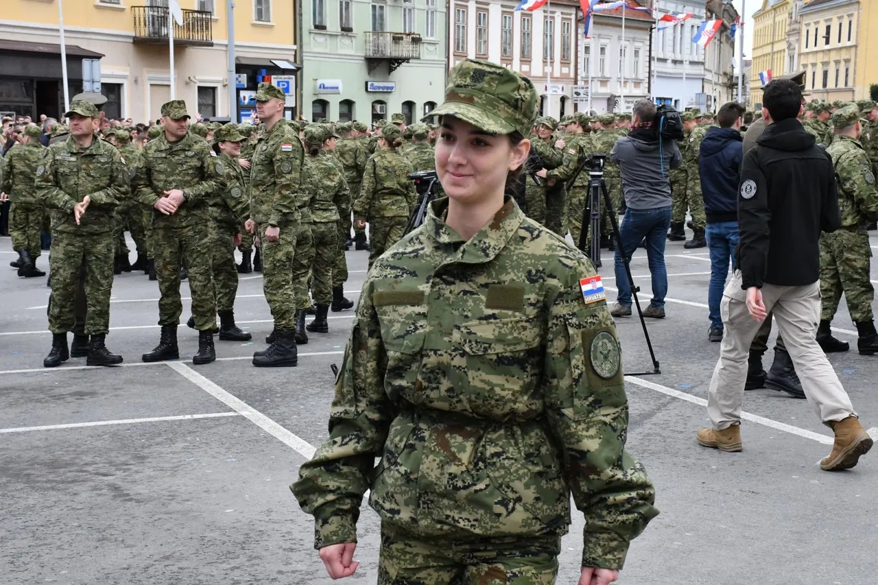 Današnja je prisega prva nakon 28 godina koja je održana na požeškom gradskom trgu.