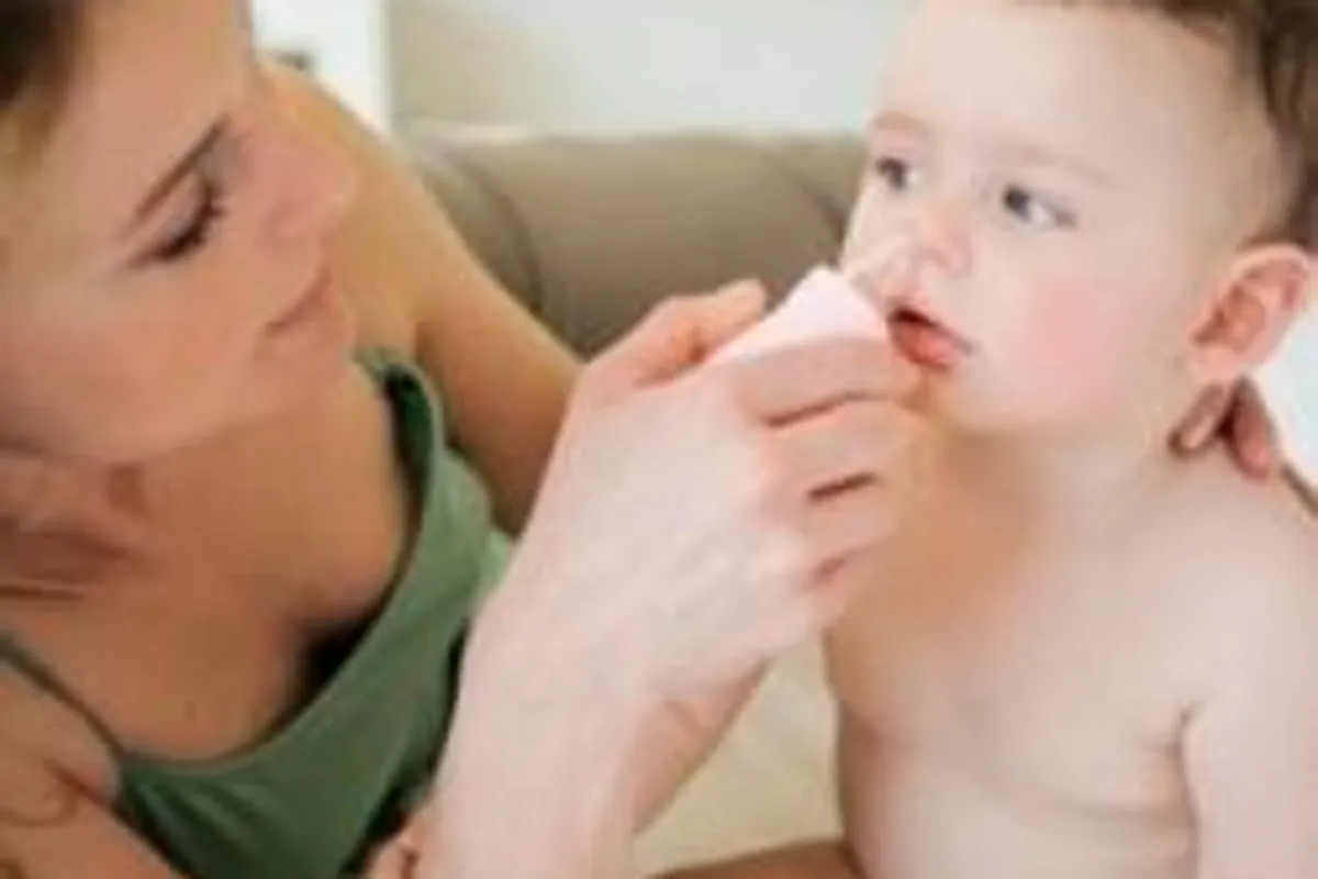 Simptomi prehlade kod beba i kako im pomoći