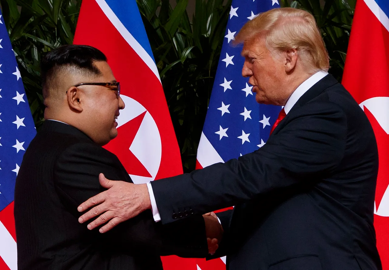 Veliki fotoizvještaj: Pogledajte kako je protekao povijesni susret Donalda Trumpa i Kim Jong-una